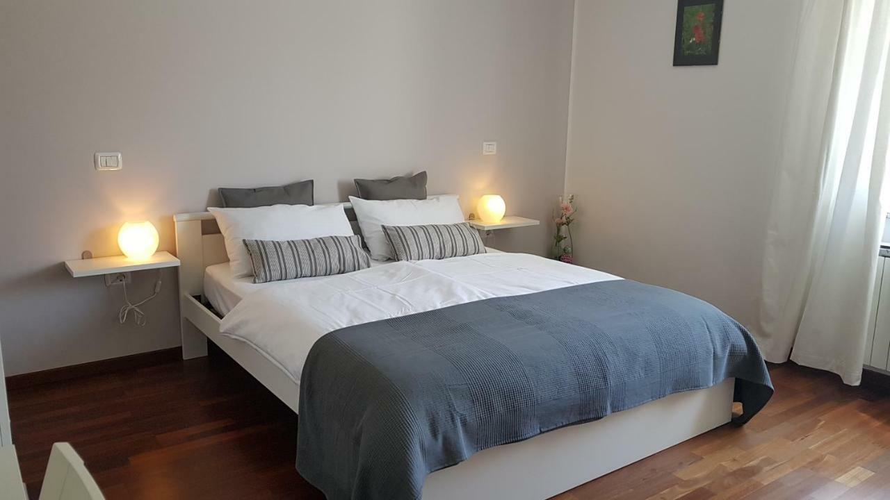 Guesthouse Pri Mihelovih Sezana ภายนอก รูปภาพ